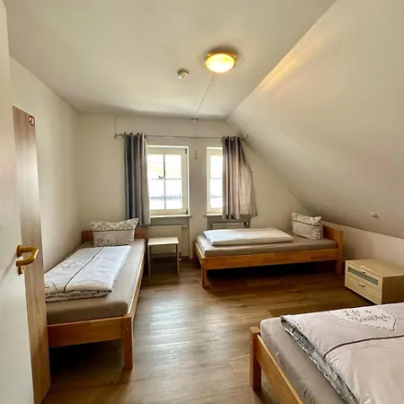 Schoene 4 Schlafzimmer Maisonette In ヴァンゲン・イム・アルゴイ