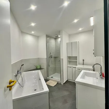 Schoene 4 Schlafzimmer Maisonette In ヴァンゲン・イム・アルゴイ